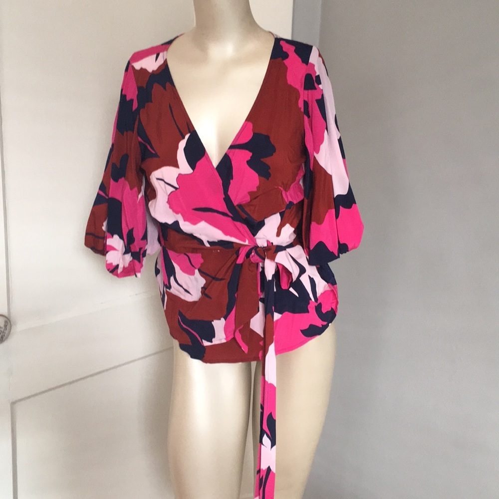 Tracy Reese 3/4 sleeve silky top. Brand new WOT